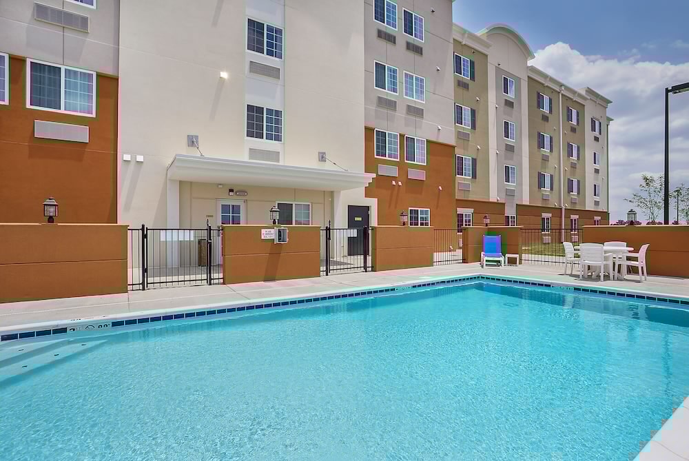 Candlewood Suites Oak Grove - Fort Campbell 1/65