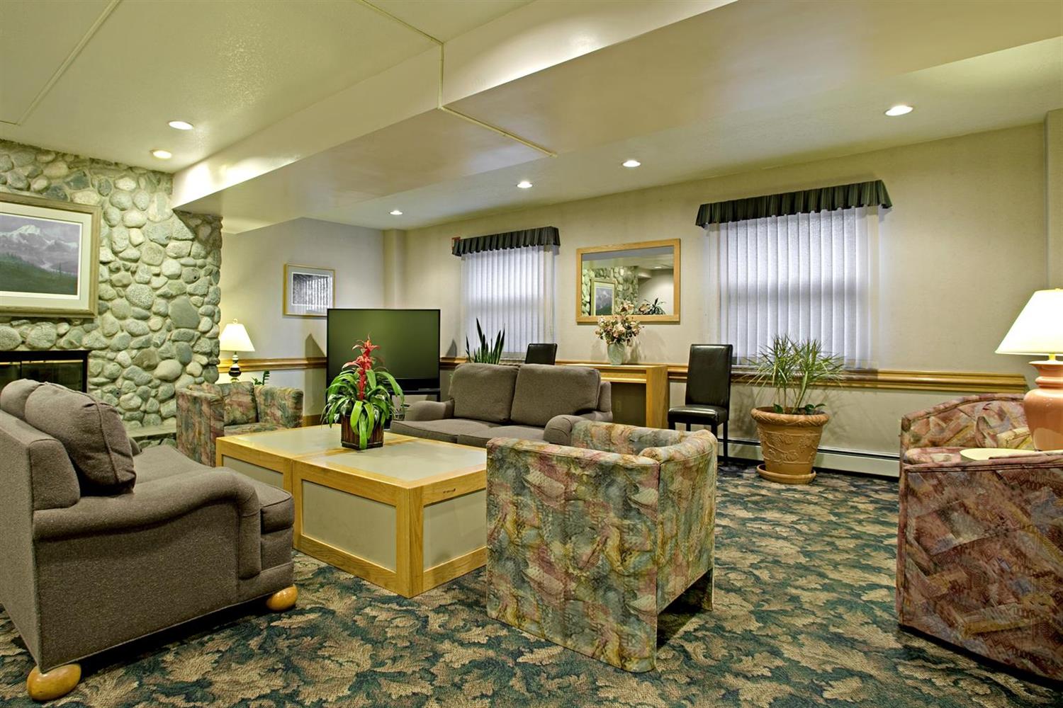 Americas Best Value Inn Suites Anchorage Airport 29/39