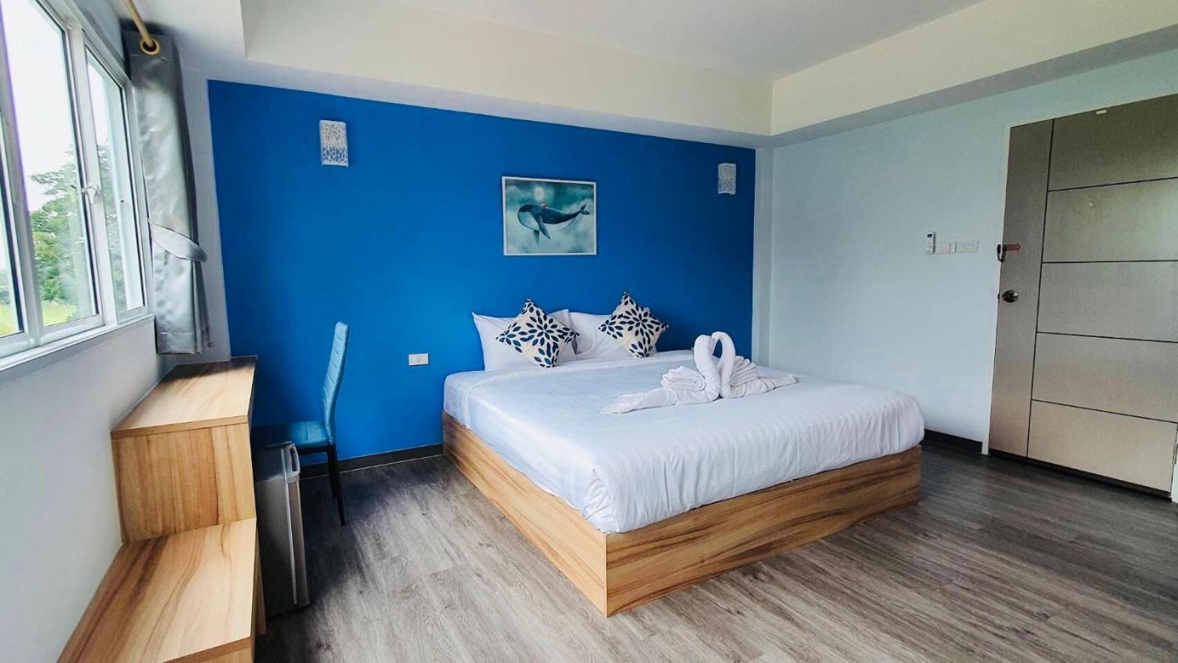 Bleu Marine Sattahip 18/50