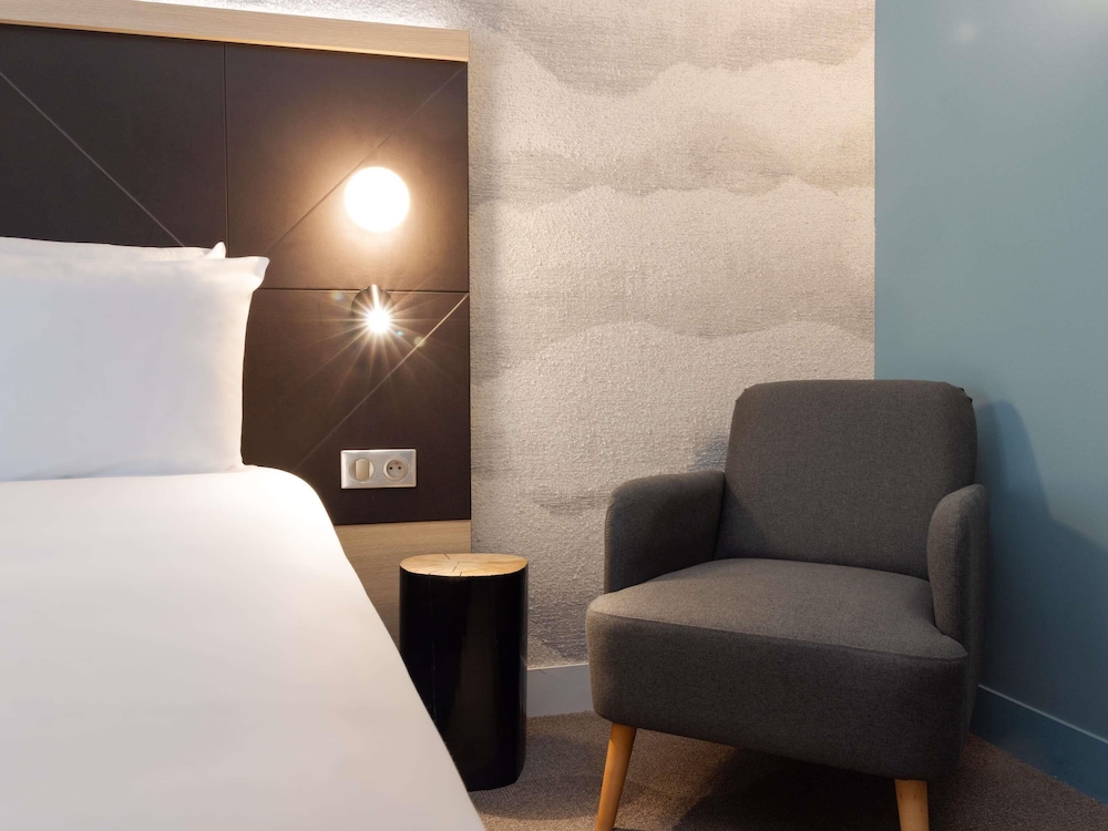 Mercure Annecy Centre 37/69