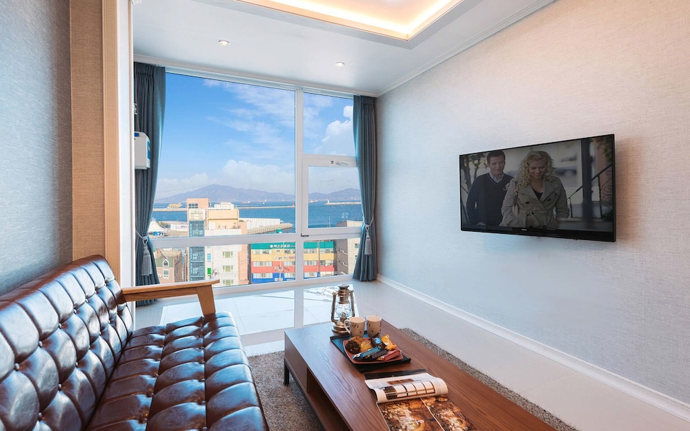 Yeosu Paradise Spa Pension 35/50