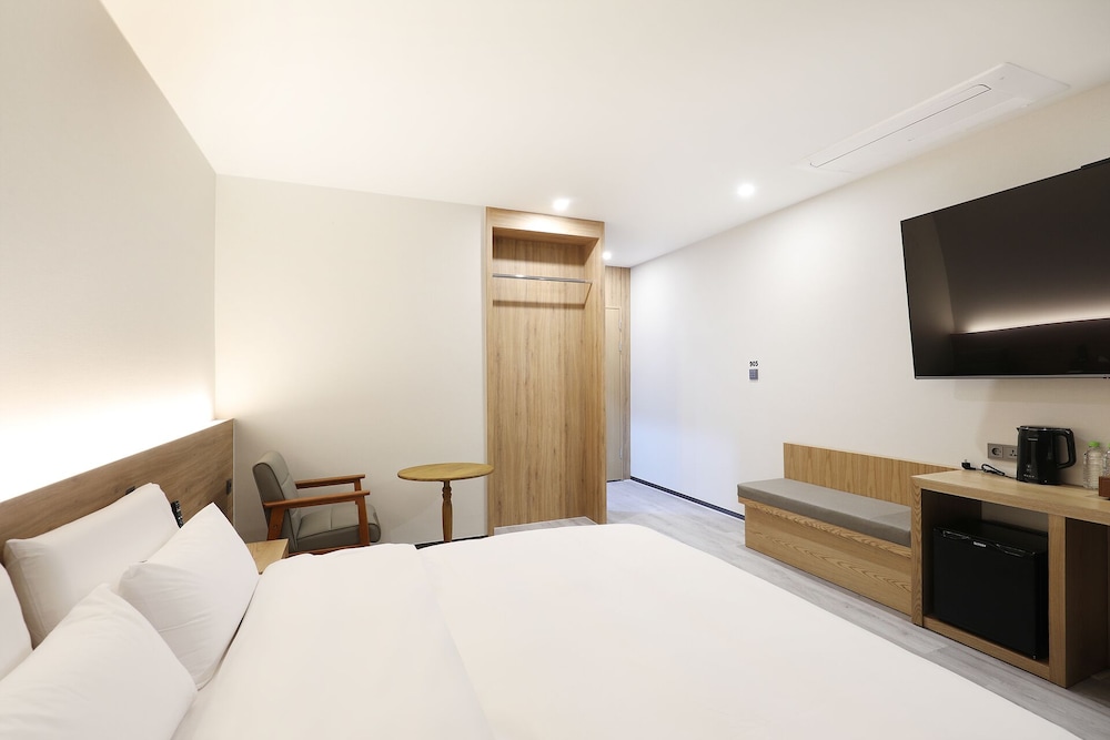 Carlton Hotel 14/62