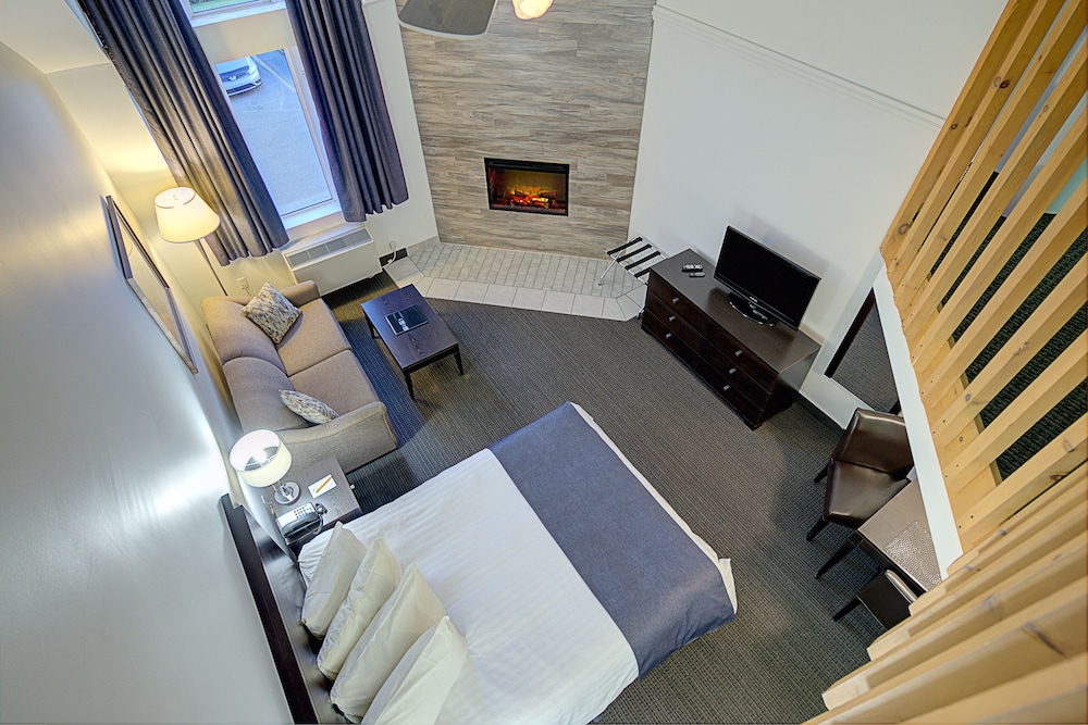 Hotel Vacances Tremblant 16/48
