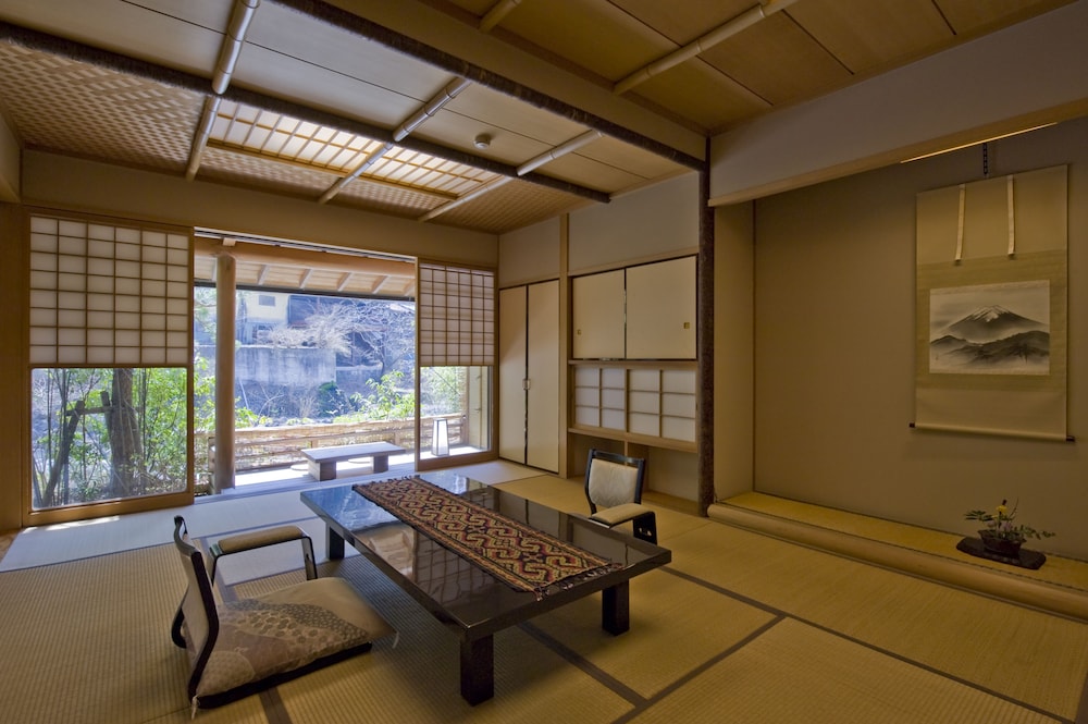 Nishiyama Onsen Keiunkan 26/40