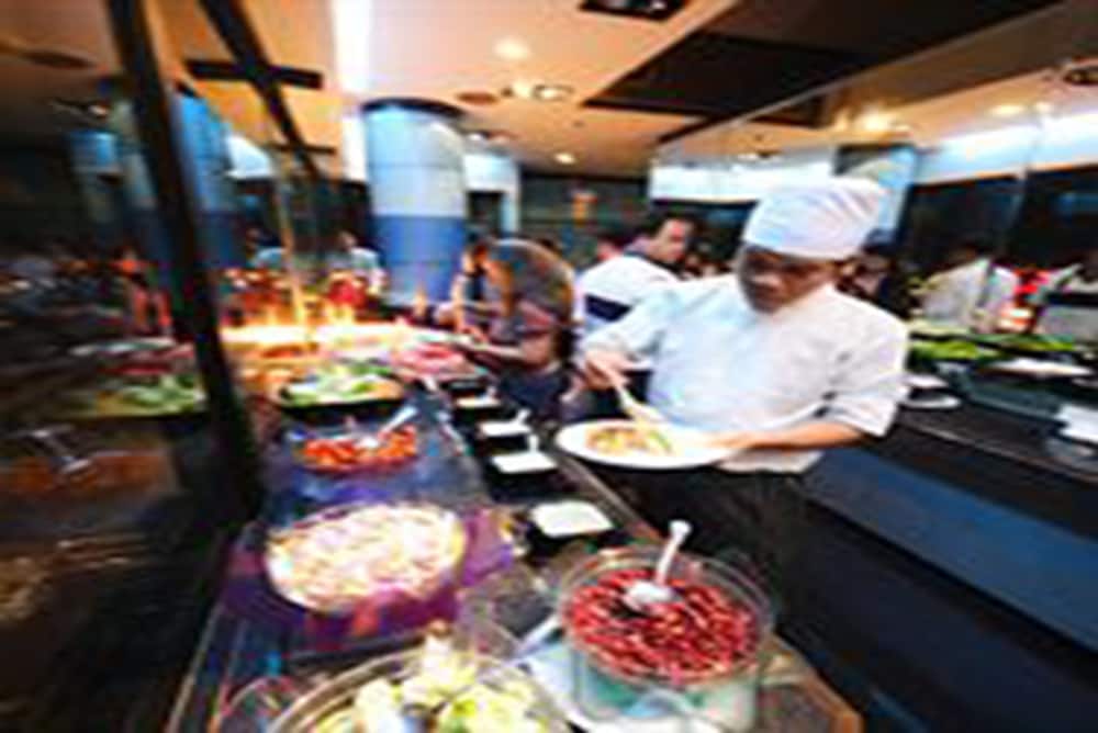 Baiyoke Suite 49/63