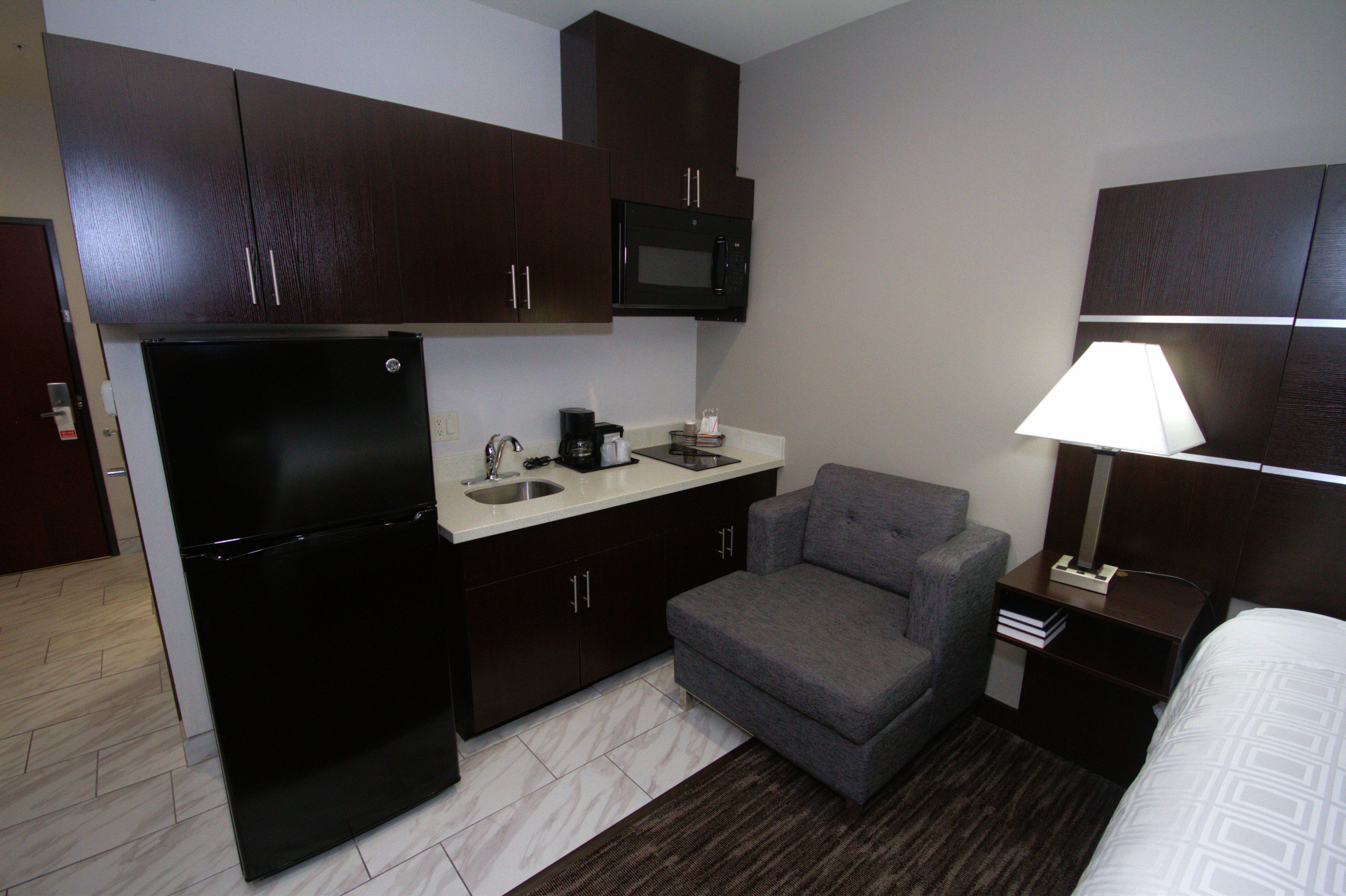 Atrium Hotel And Suites 17/26