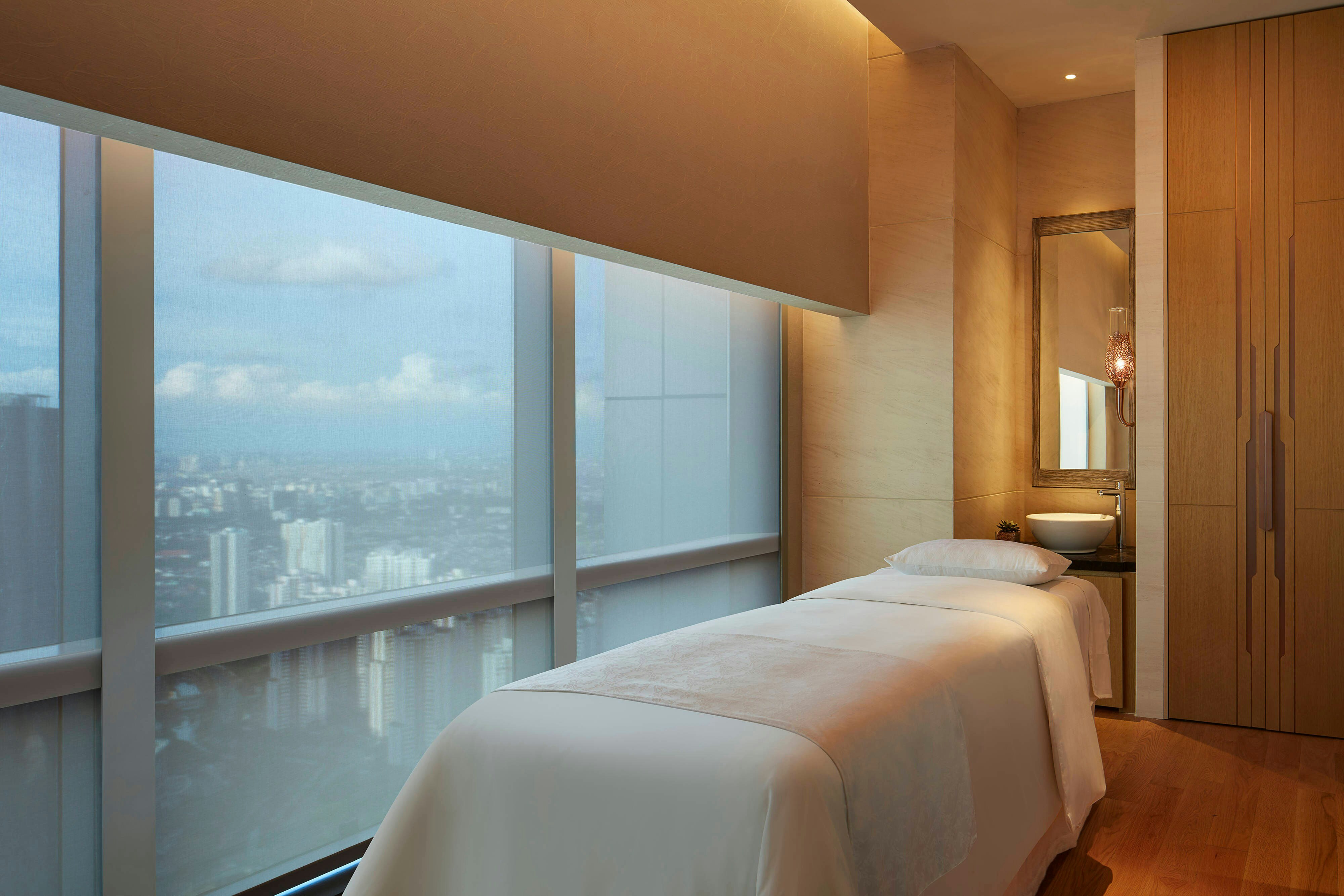 THE WESTIN JAKARTA 33/77