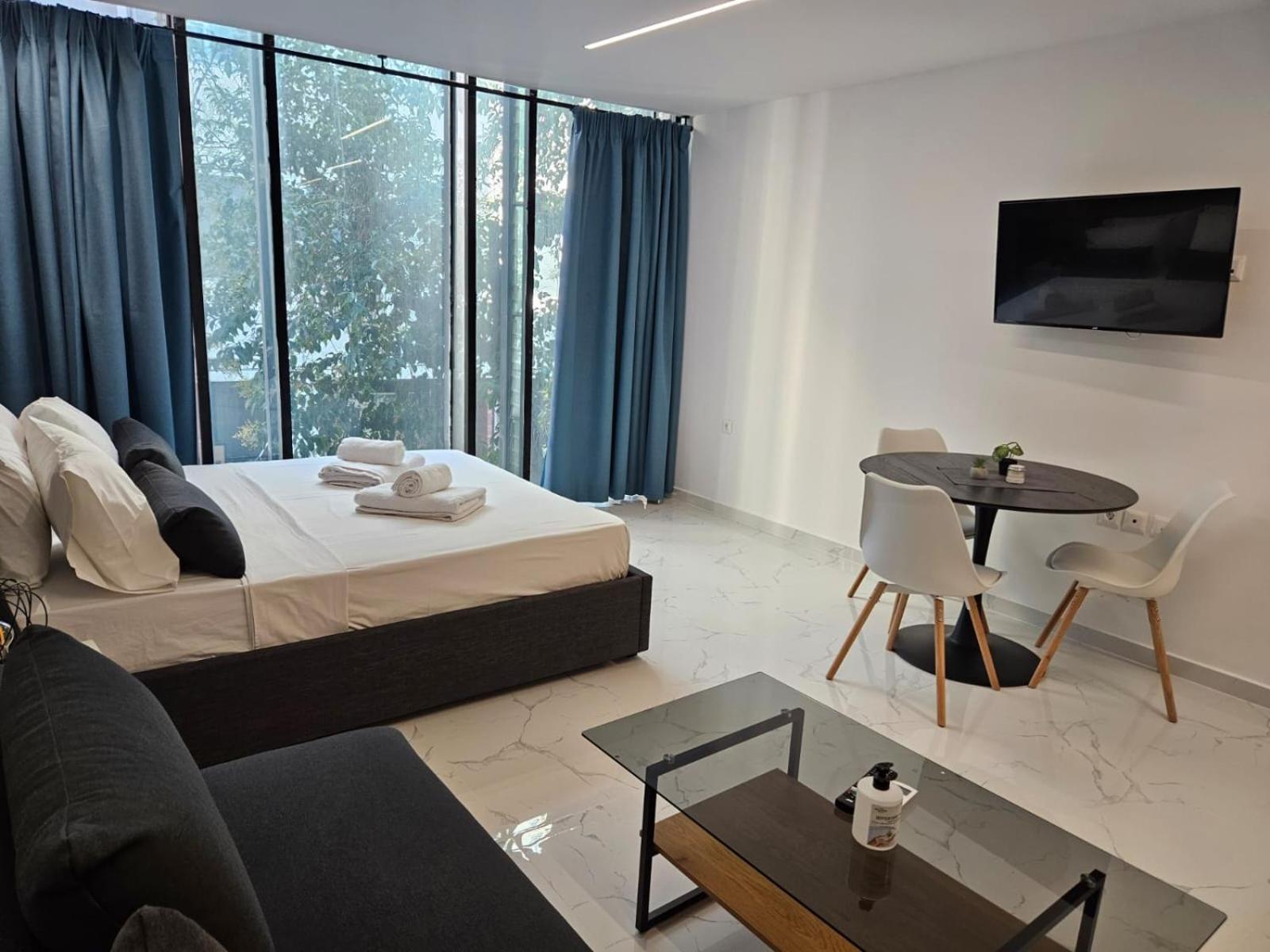 Nikis 20 Suites 6/8