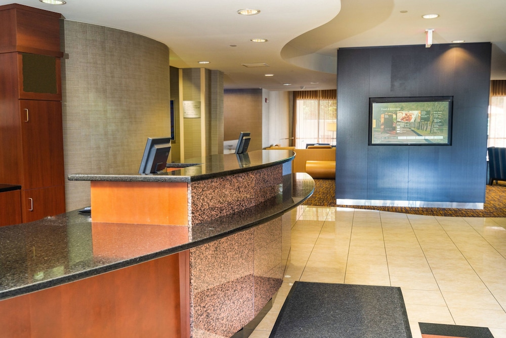 Courtyard by Marriott Kingston 5/50