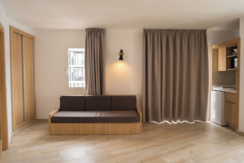 Sunside Ibiza Studios - Only Adults- Formerly known as Central Park 47/63