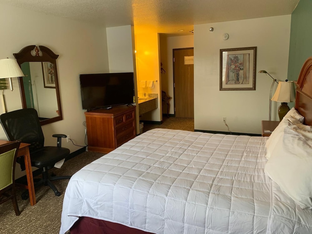 Americas Best Value Inn Gaylord 14/42