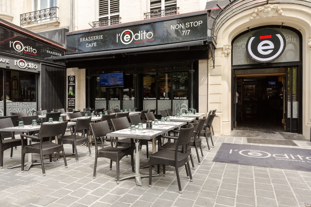restaurant cafeteria