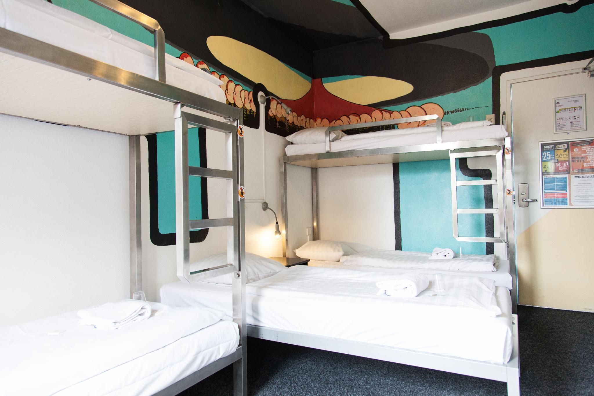 Female Dorm, Female Only, 5 Beds