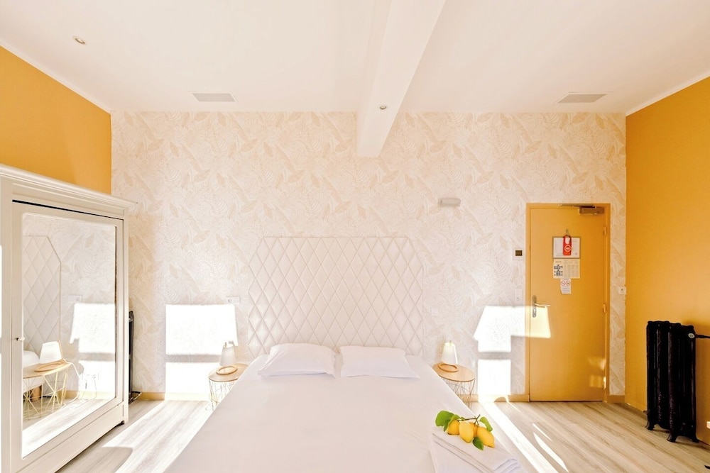 Hotel Lemon 50/50