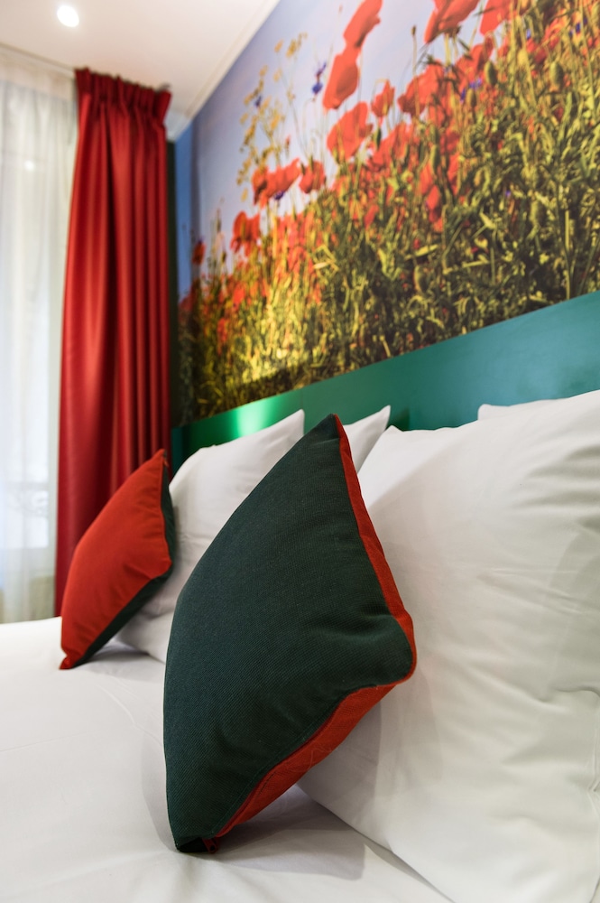 Hotel les Jardins de Montmartre 35/66