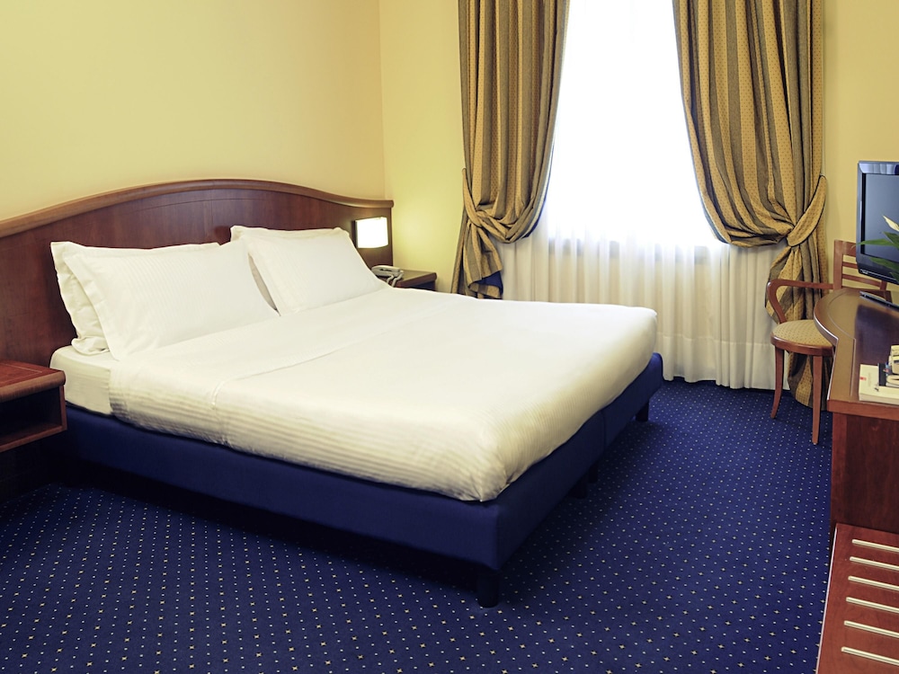 Mercure Genova San Biagio 30/72