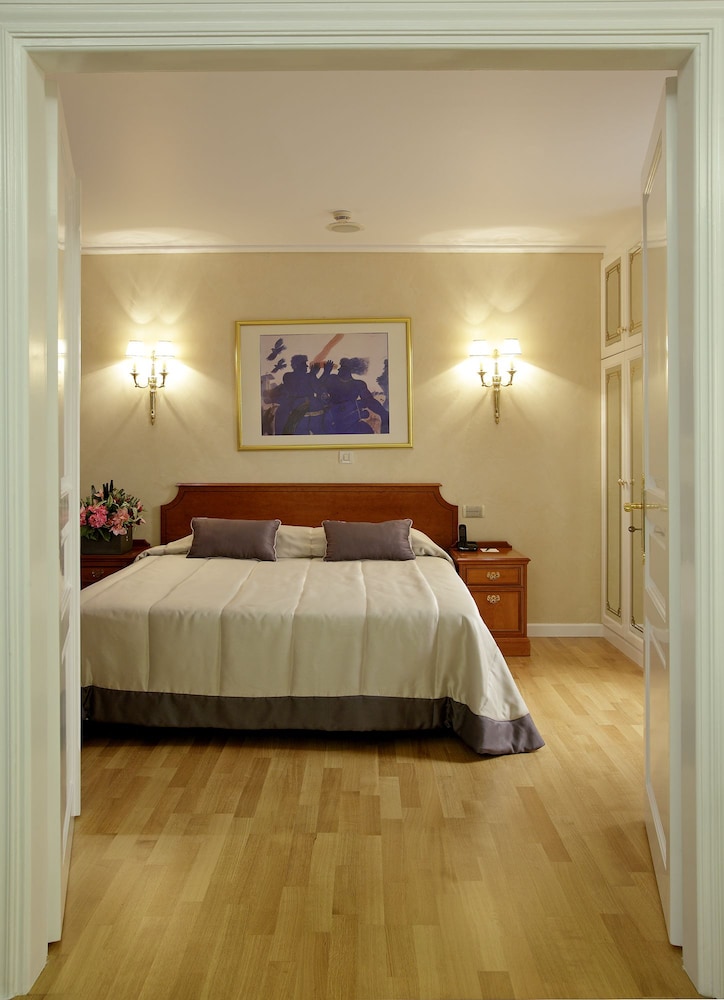 Theoxenia Palace 6/46