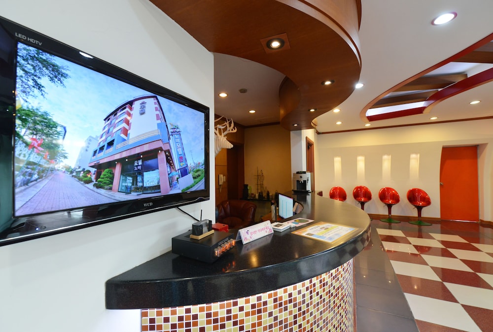 Nova Motel 9/100
