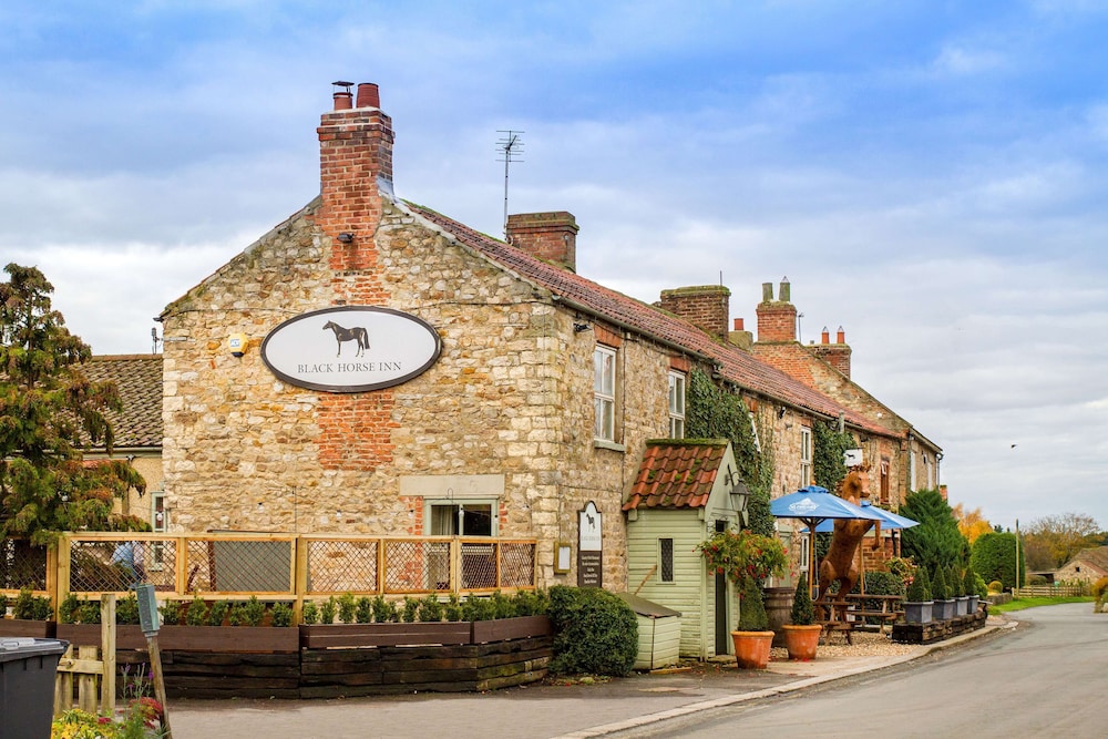 The Black Horse Inn, BW Premier Collection 1/50