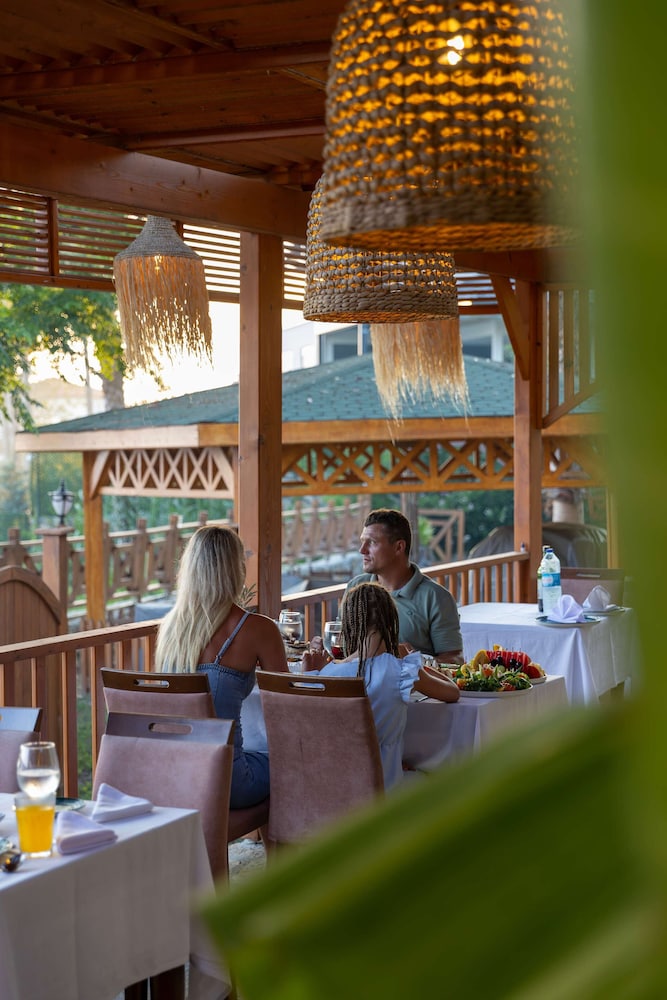 OZ Hotels Incekum Resort 34/50