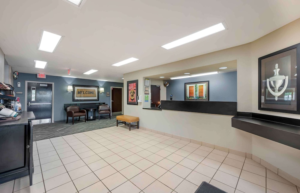 Extended Stay America Ft Wayne - South 7/34