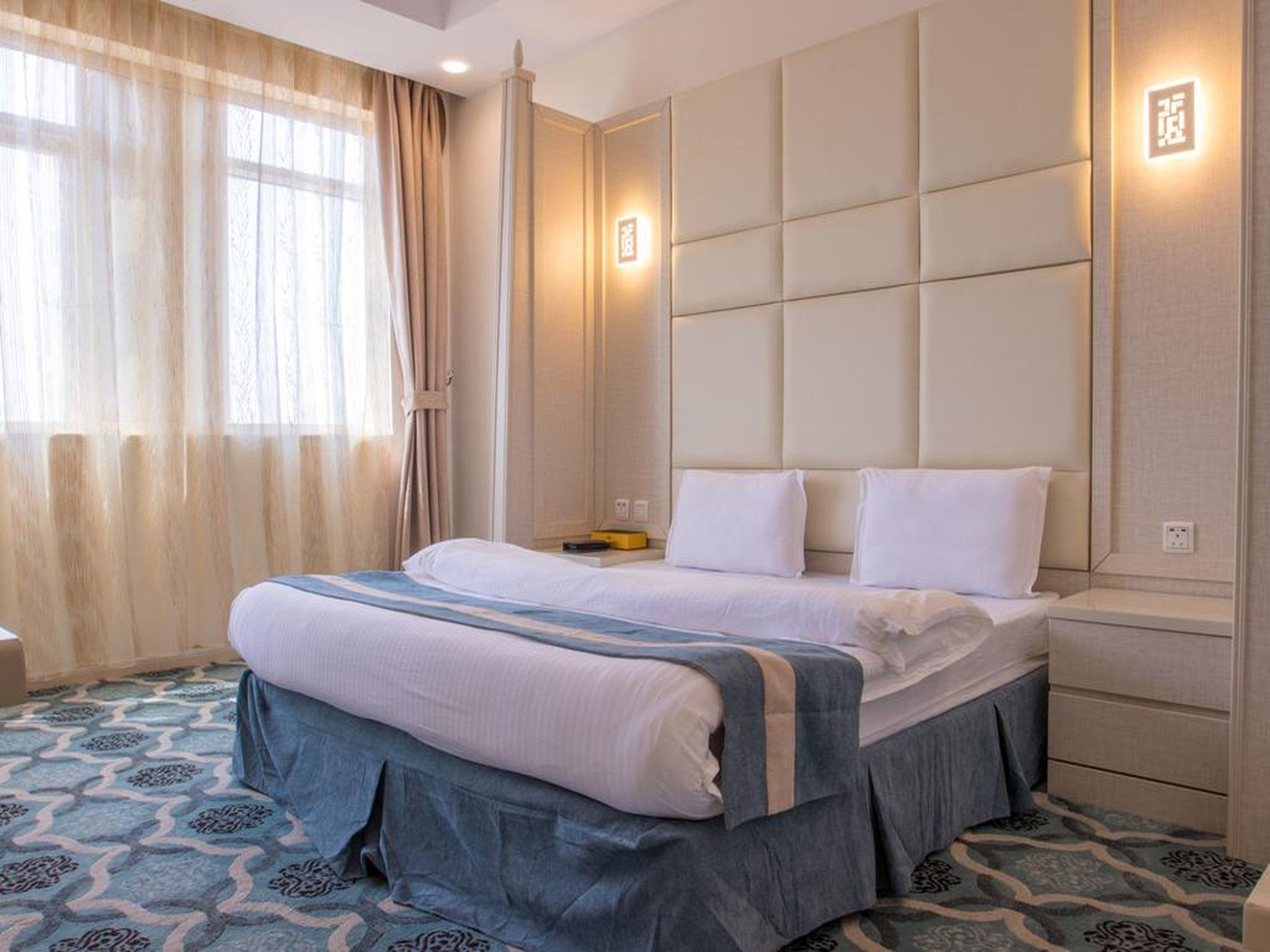 غرفة ديلوكس بسرير كينج، فندق عرين جدة(Areen Hotel Jeddah) 2/3