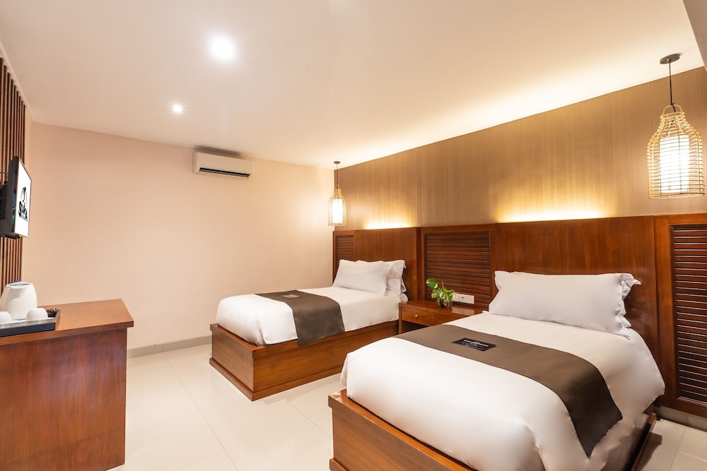 Suka Beach Inn 22/65
