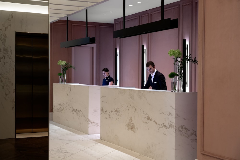 Four Seasons Hotel Montreal 4/68