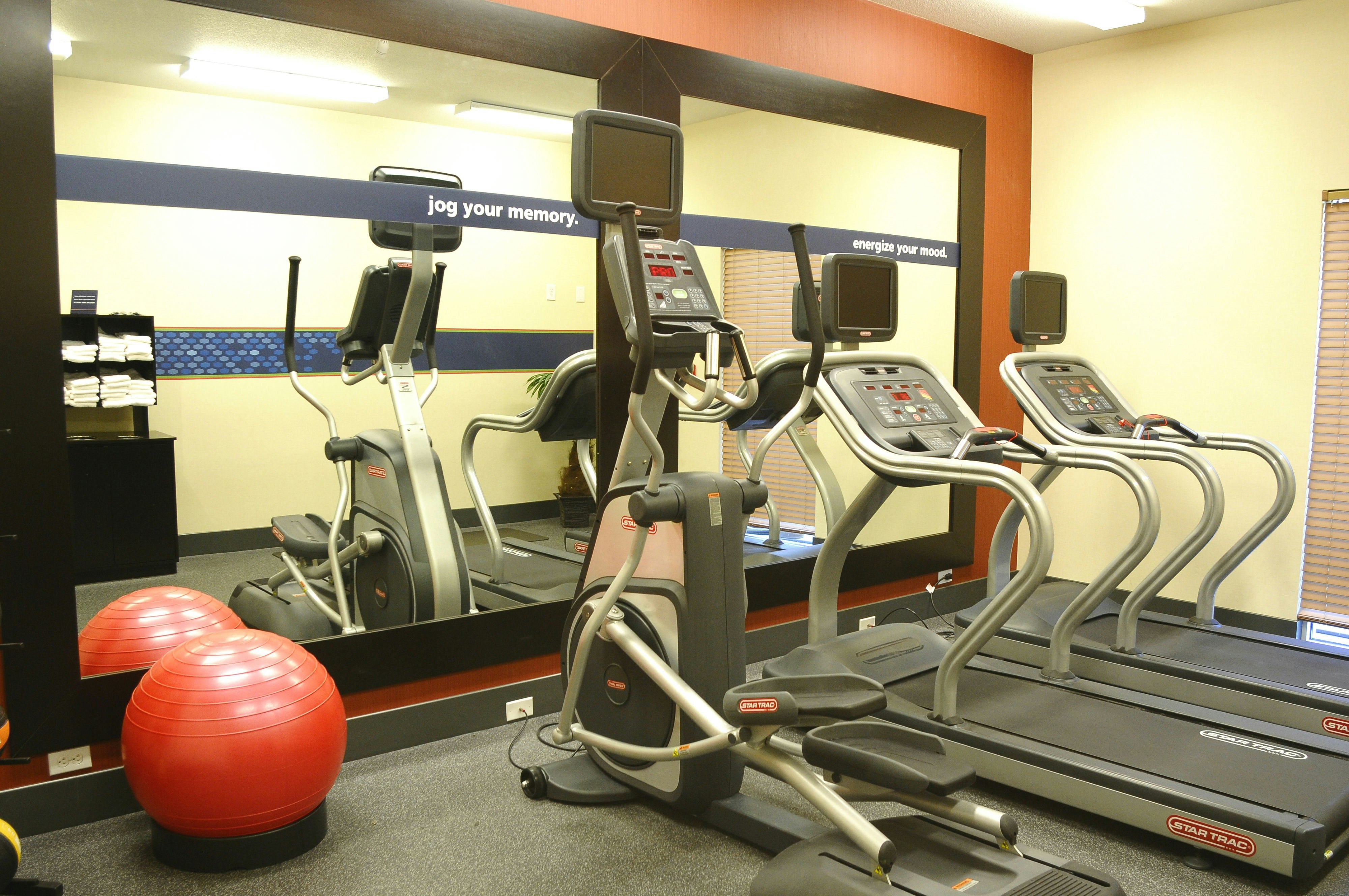 Hampton Inn Suites Redding Ca 25/55