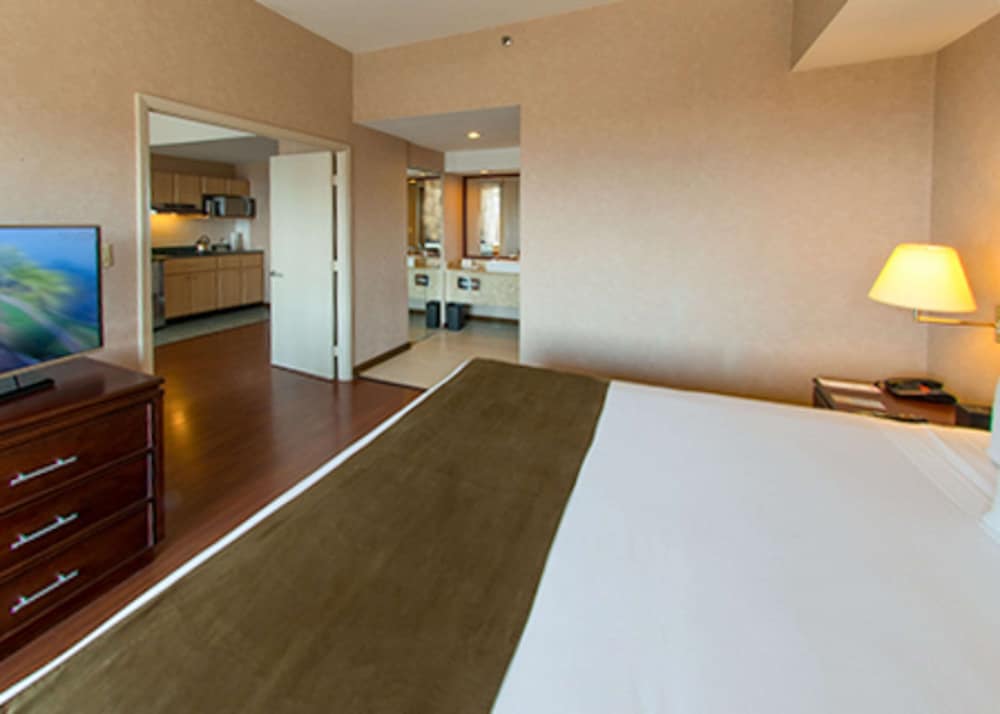 Clarion Suites Guatemala City 9/42