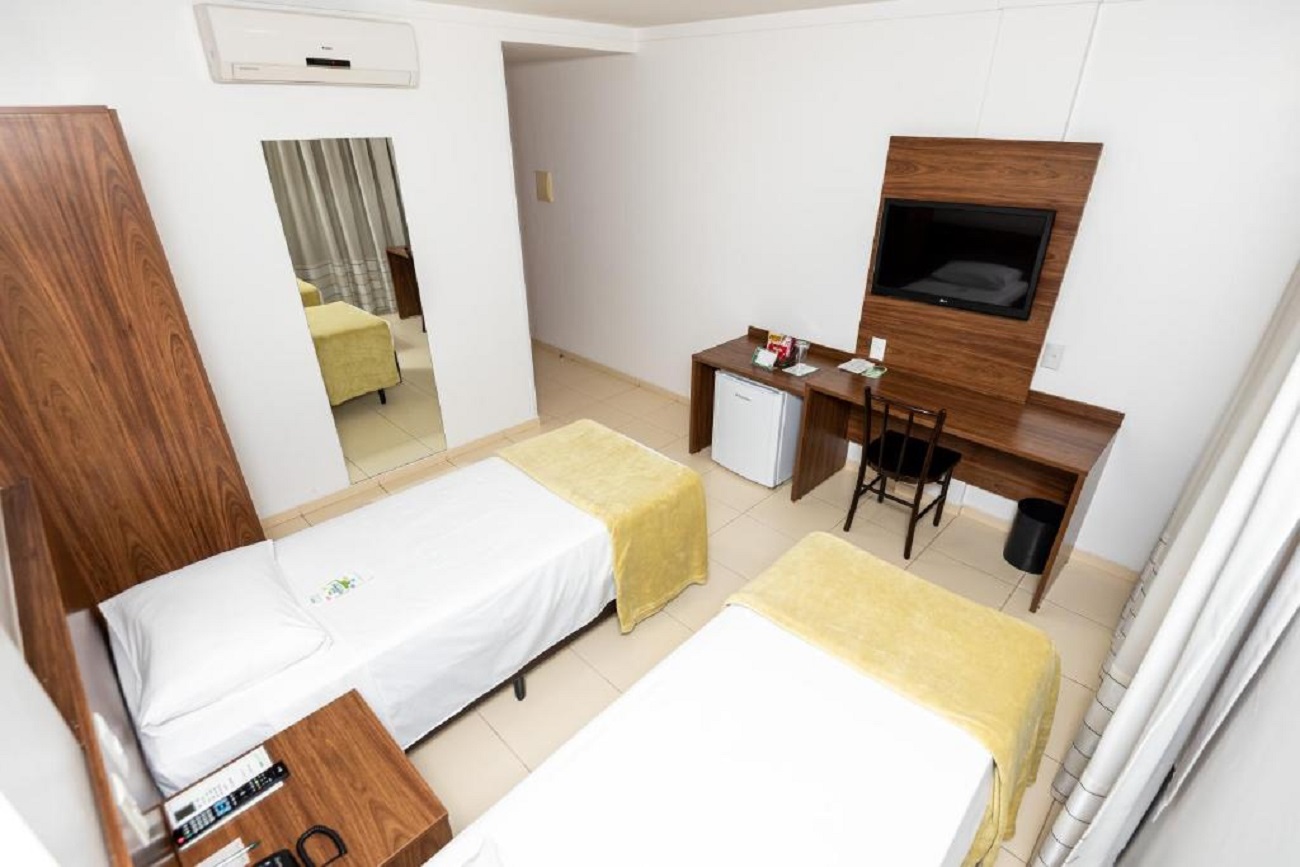 Hotel Jardins 7/25