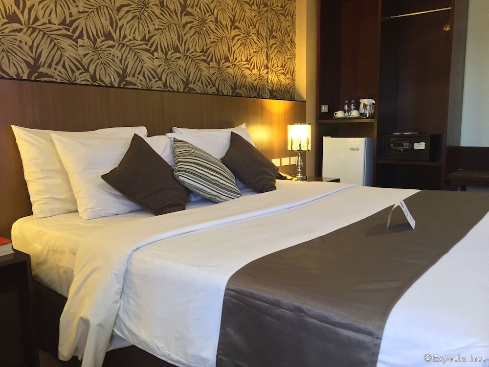 Gt Hotel Bacolod 11/31