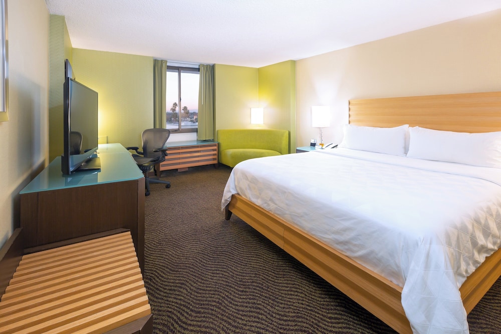 HOLIDAY INN SAN JOSE - SILICON VALLEY 23/67