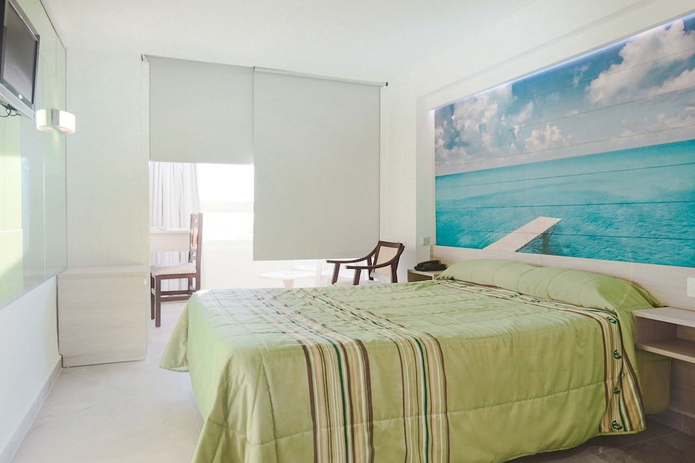 غرفة اقتصادية بسريرين منفصلين، Hotel Benikaktus 3/4