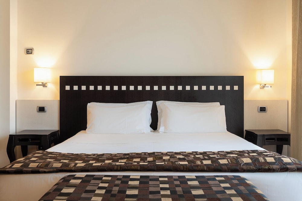 SUPERIOR, DOUBLE BED