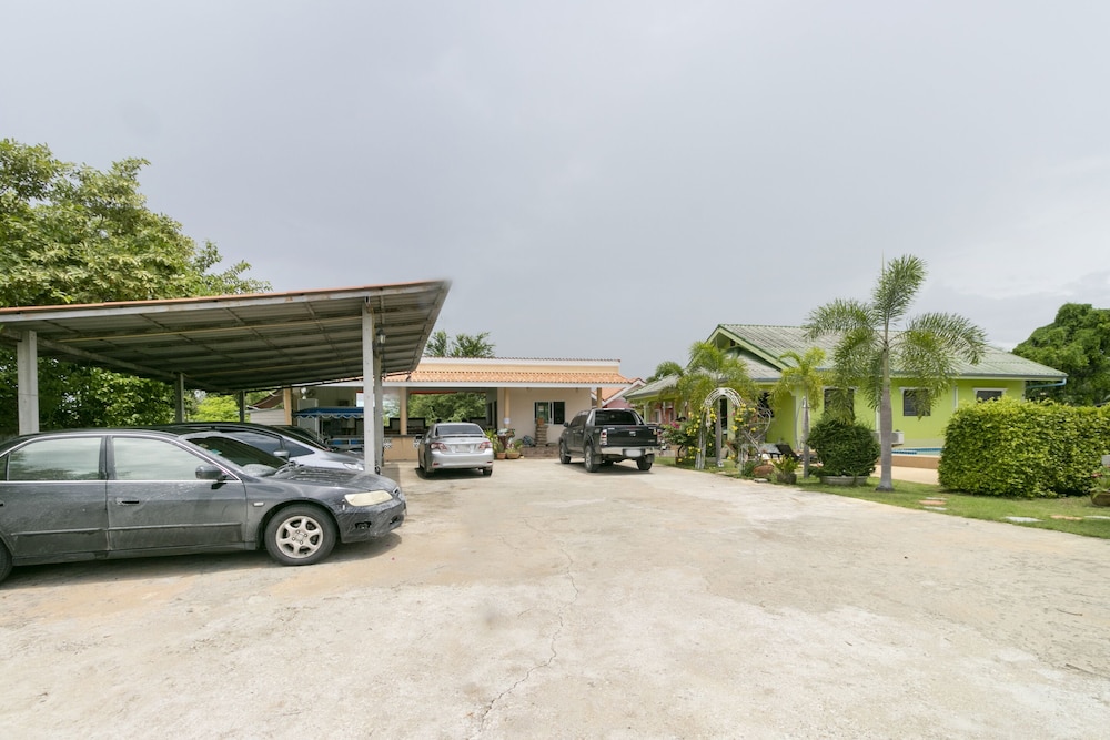 Sansuk Resort 32/45