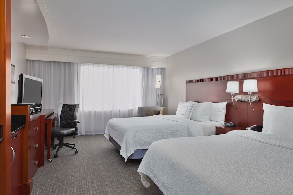 ROOM, 2 QUEEN BEDS, ACCESSIBLE