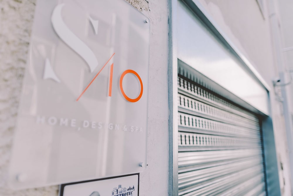 Suite 10 Home Design & Spa 38/69