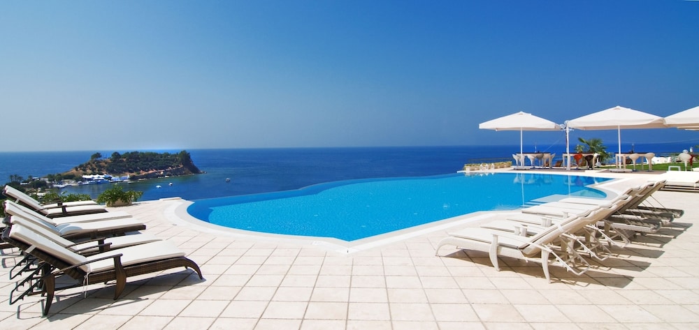 Lavista Boutique Hotel & Spa 44/50