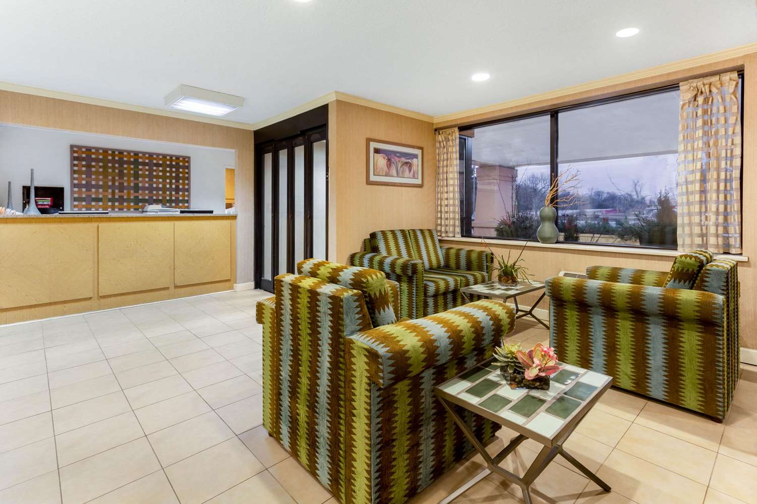 La Quinta Inn Chicago Willowbrook 14/24