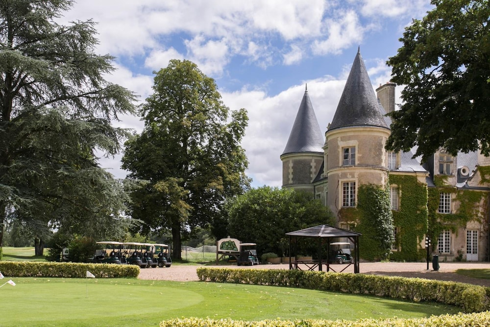 CHATEAU DES SEPT TOURS 4/72