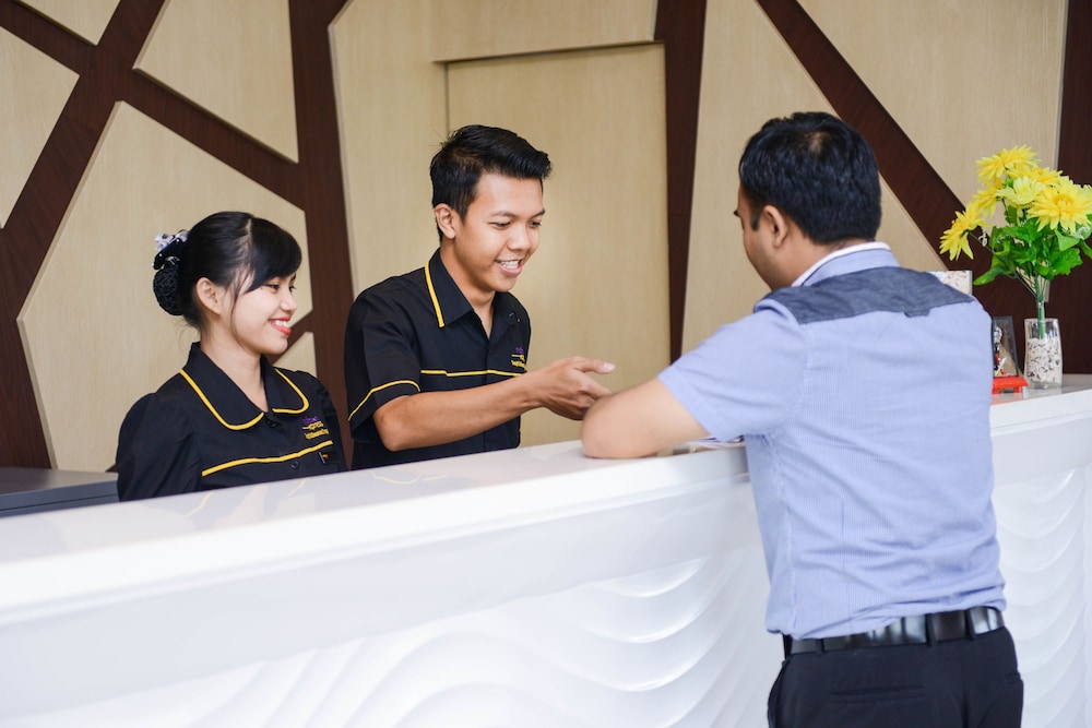 Midtown Xpress Sampit Kalimantan Tengah 8/64