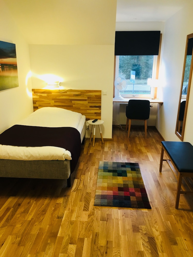 Hotell Kronobäck 12/27