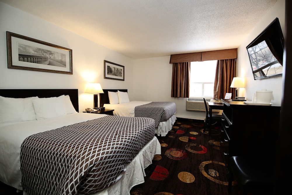 Stonebridge Hotel 32/75