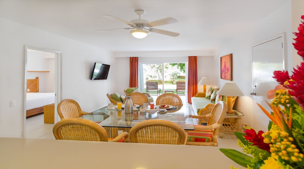 Beachscape Kin Ha Villas and Suites 71/89