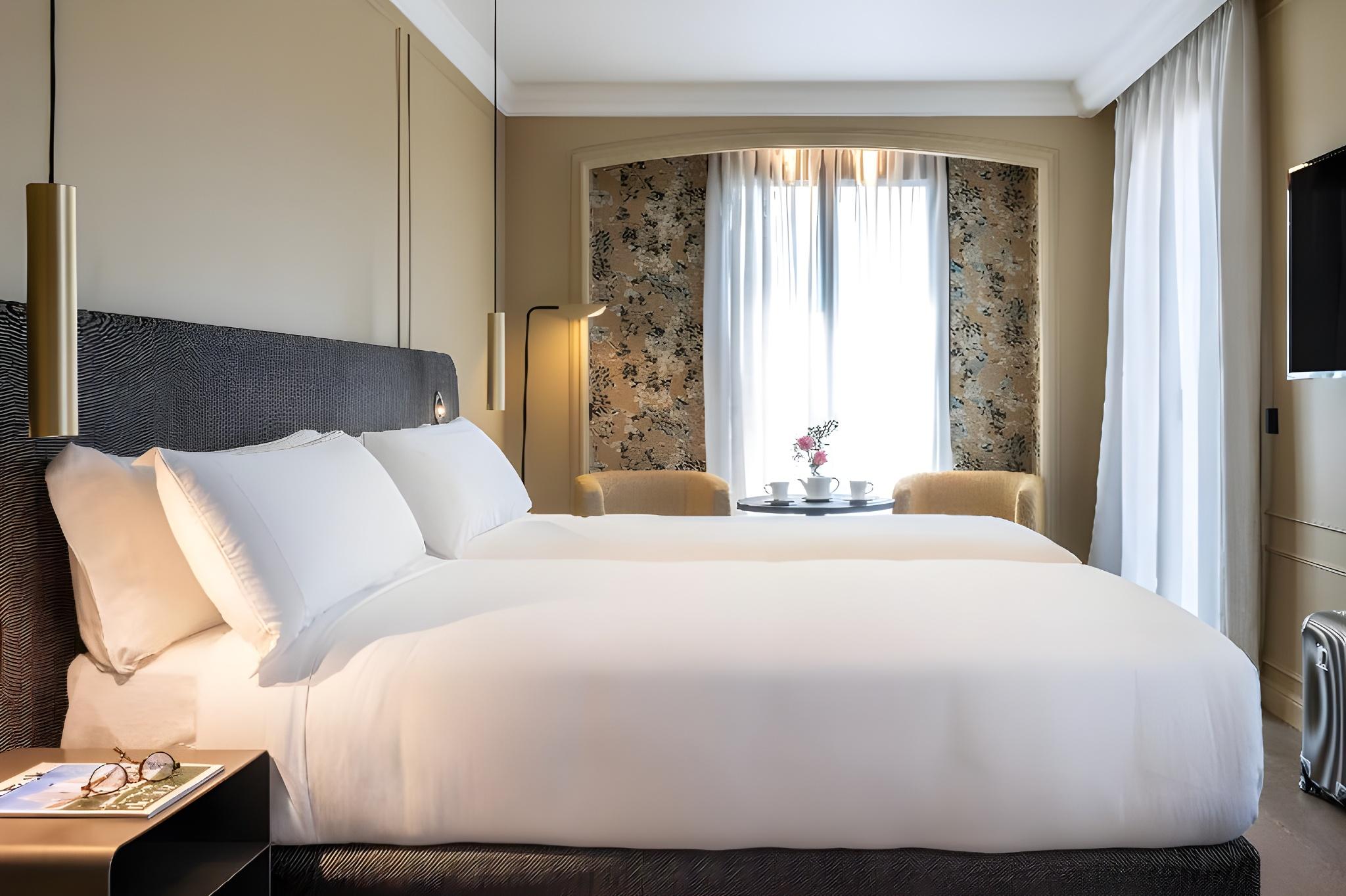 Avenida, Double or Twin Bed, Terrace