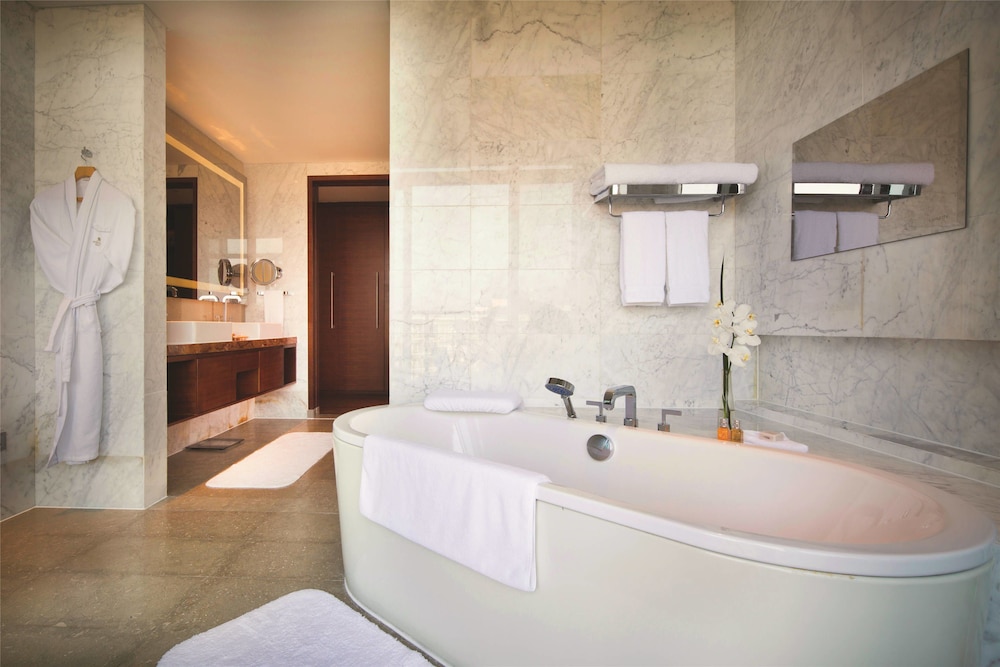MGM Grand Sanya 44/50