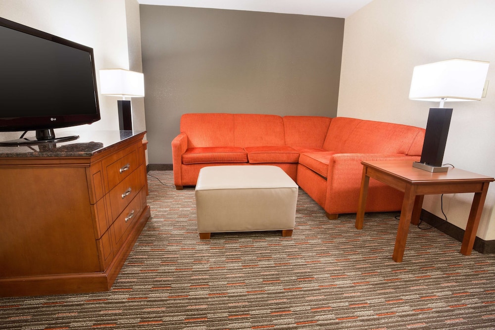 Drury Inn and Suites Columbus Grove City 36/50