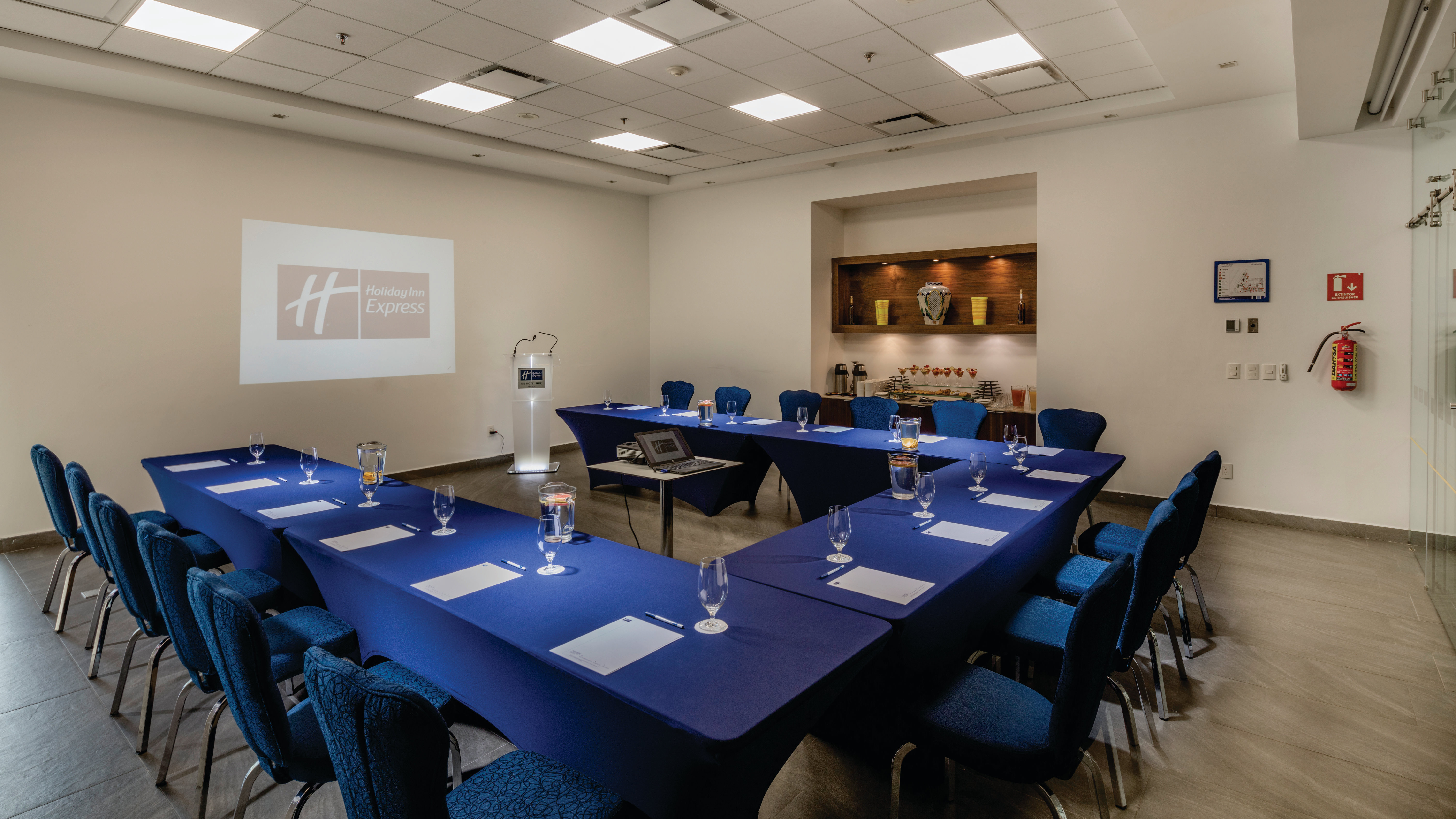 Holiday Inn Express Puebla 56/61