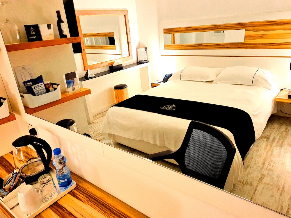 The Ciao Stelio Deluxe Hotel - Adults Only 64/65